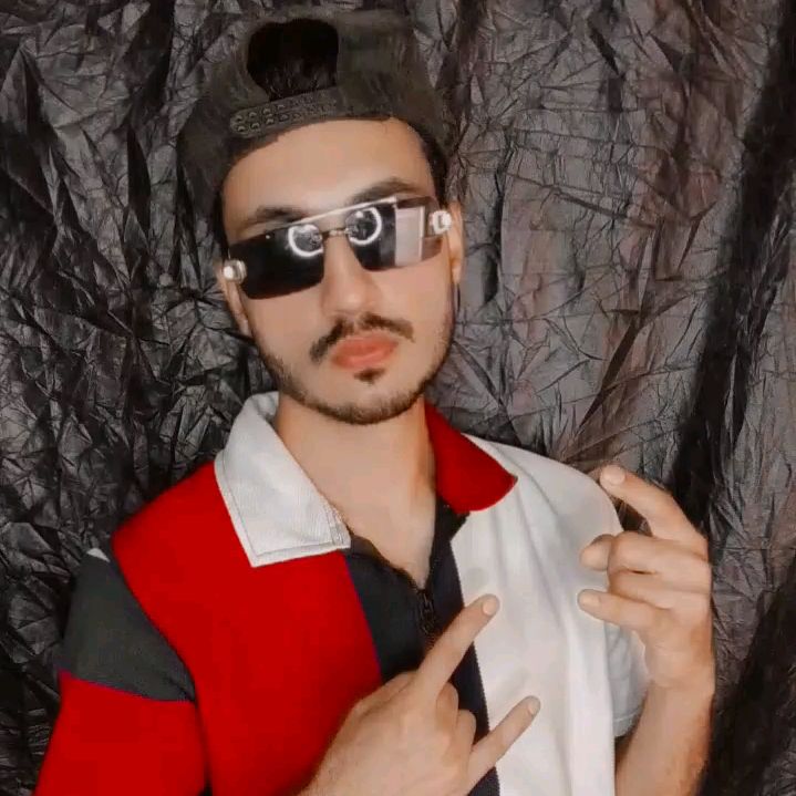 ᴹᴿ 𝙱𝙻𝙰𝙲𝙺