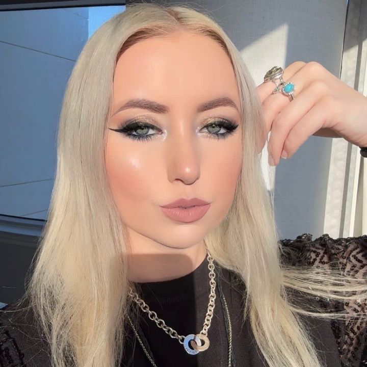Cassie Layne⭐️