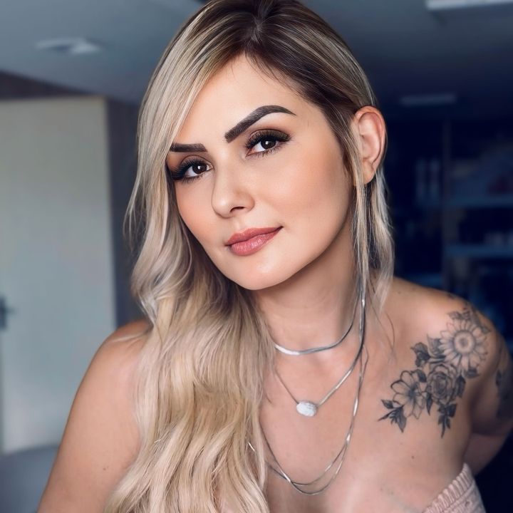 Lu Peron | Creator