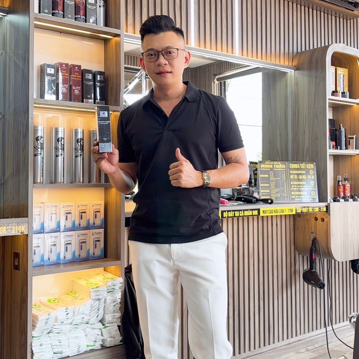 Thợ Tóc 90
