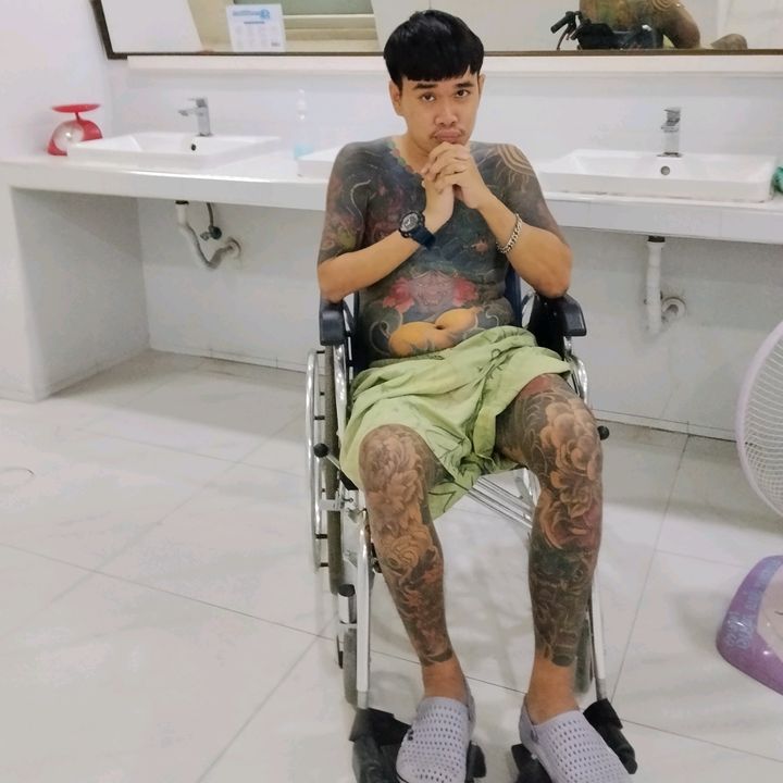 โอมเคยติดเตียง2ปี♿♿(10.8k)