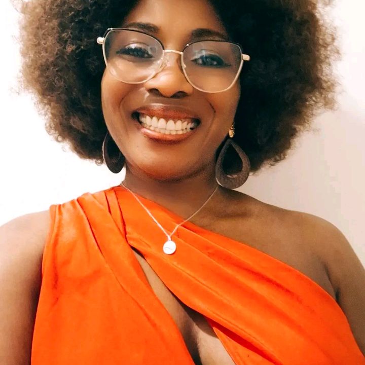 La jeune fille de 18ans🌹🚀