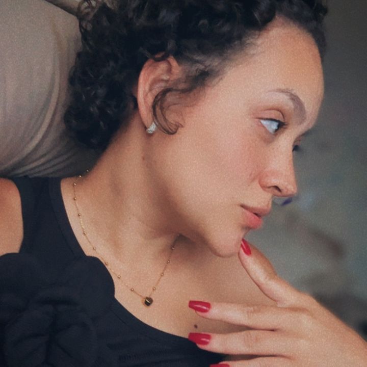 EDUARDA CRUZ
