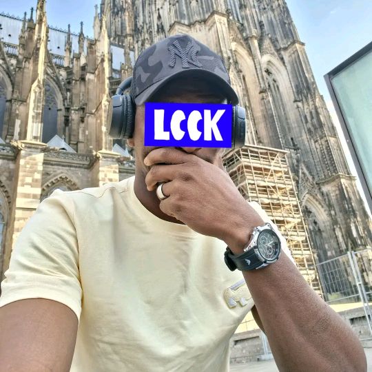 la main de Dieu☝️