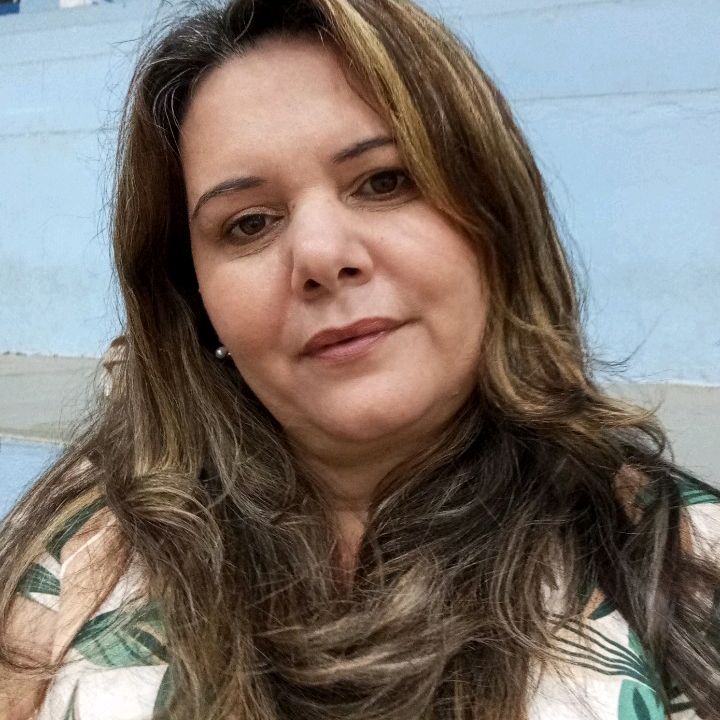Lu Neves