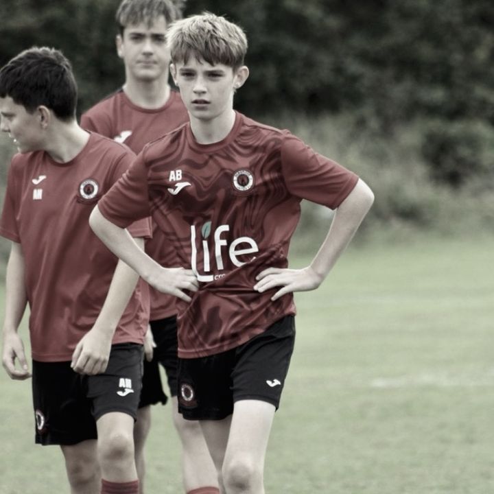 𝗔𝗹𝗲𝘅𝗯𝗿𝗼𝗴𝗮𝗻⚽️🇮🇪