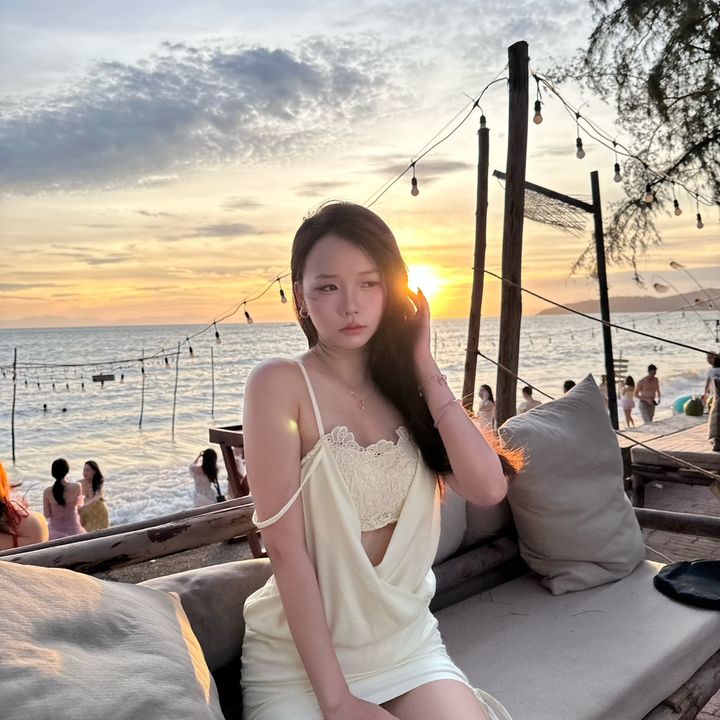 Đào Như Quỳnh 👻