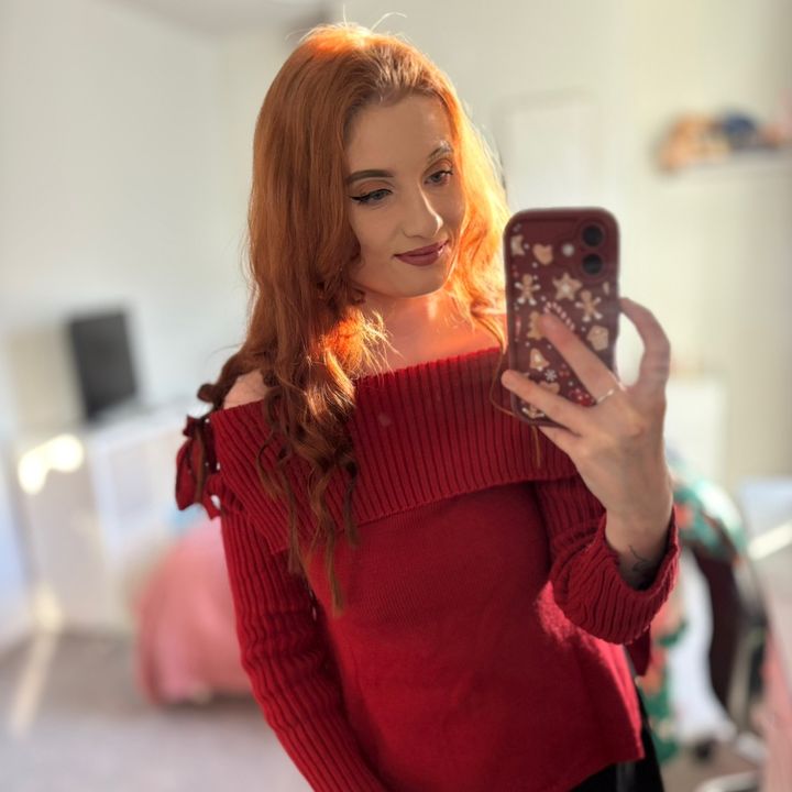 Mia 🍓💘✨