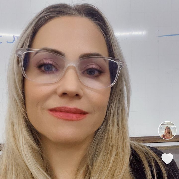 Prof. Lúcia Helena Estevam dos