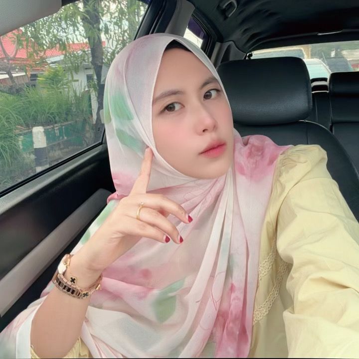 Niia 𐙚𐙚