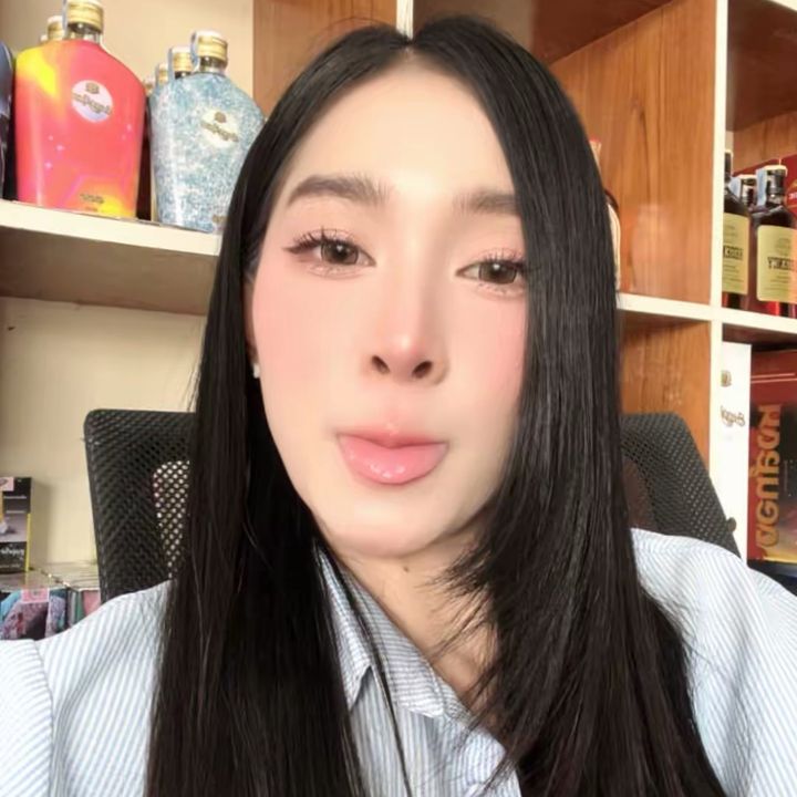 ตุ๊กติ๊กแม่ค้ามั๊กขาย🫪