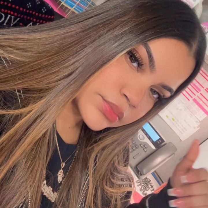 pinkpaid_officegirl