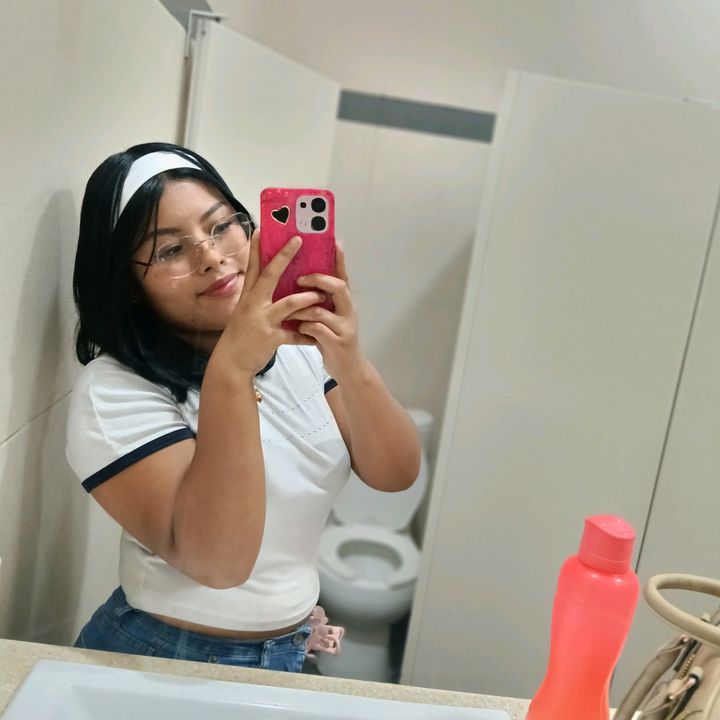 𝙛𝙚𝙧🦋