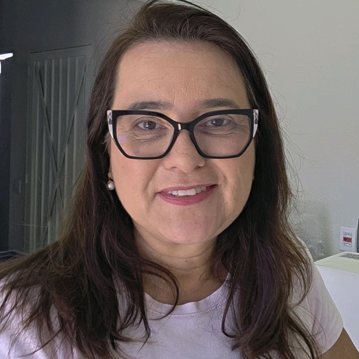 Laura_tackey