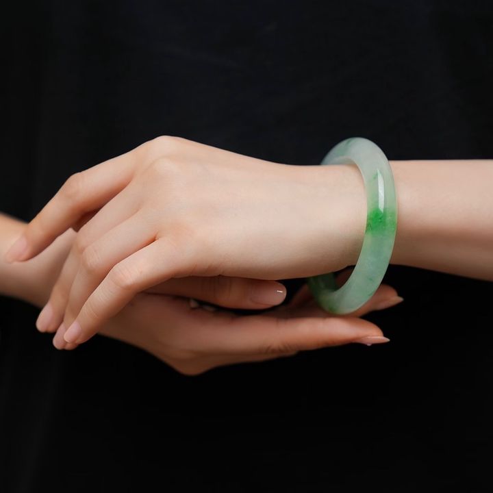 Serene jadeite Shop CS