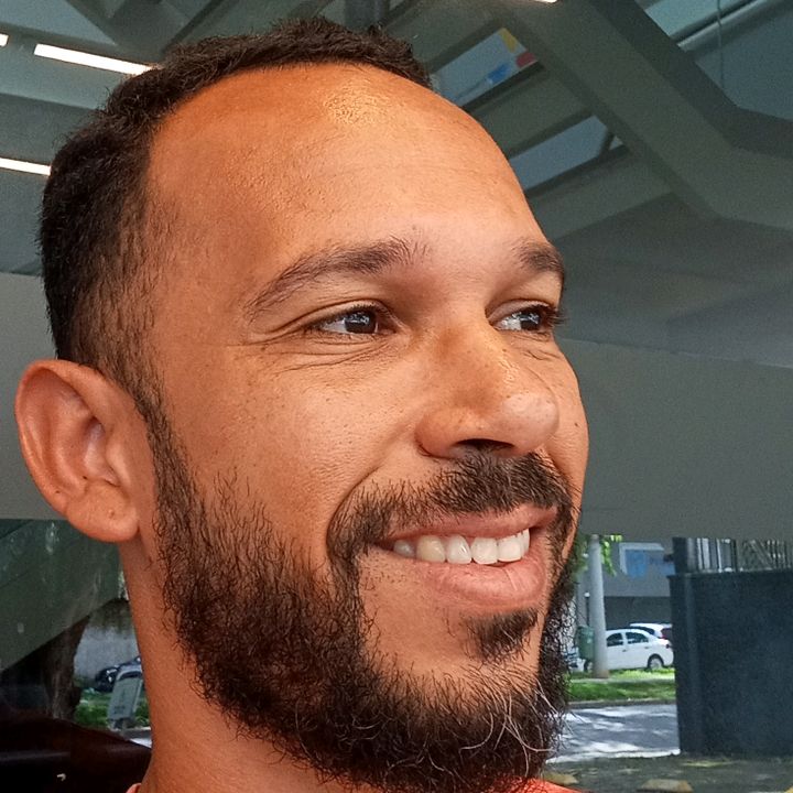 Luis Moreira