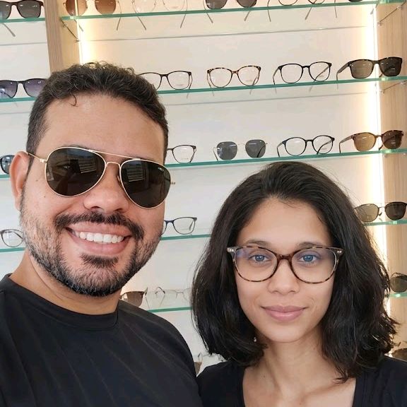 ISRAEL & THAÍS shop