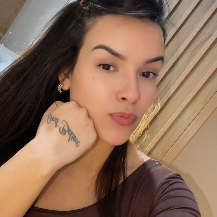 Letícia Salles