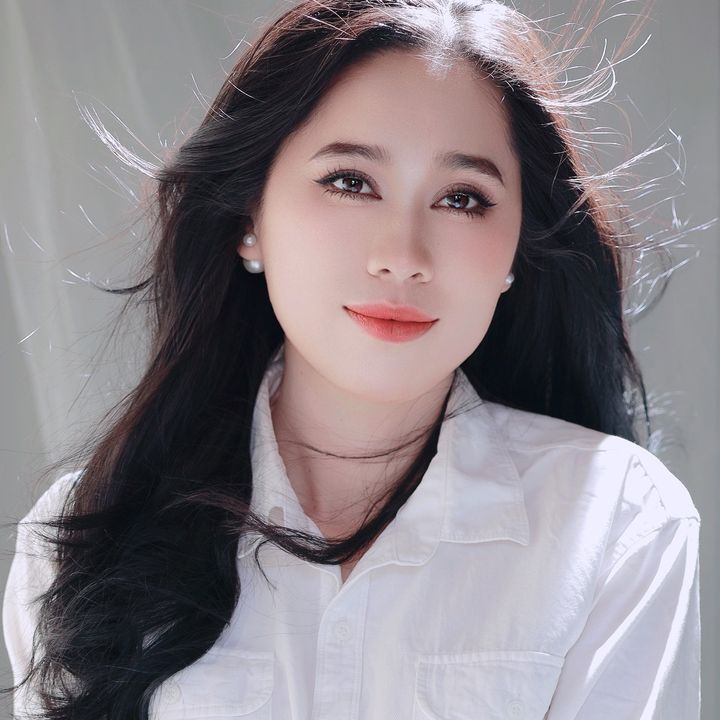 Lan thích đi chơi