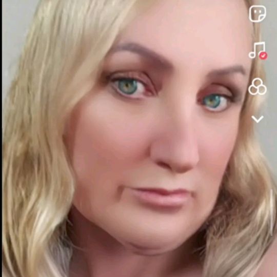 Mary Fernande mary