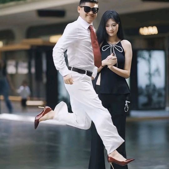 Nguyên Nguyên Giày Cao Gót