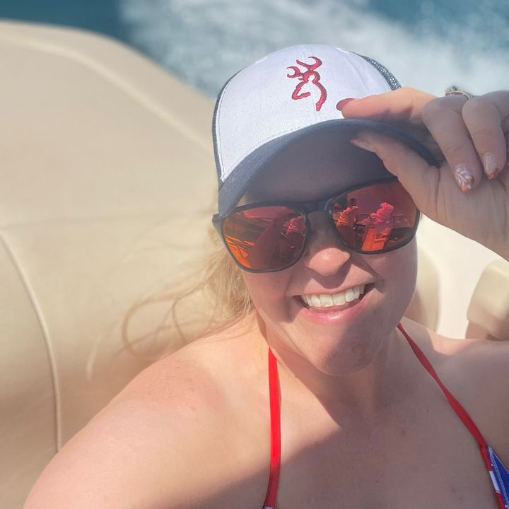 🌊 AnxiousAMERICAN 🌊