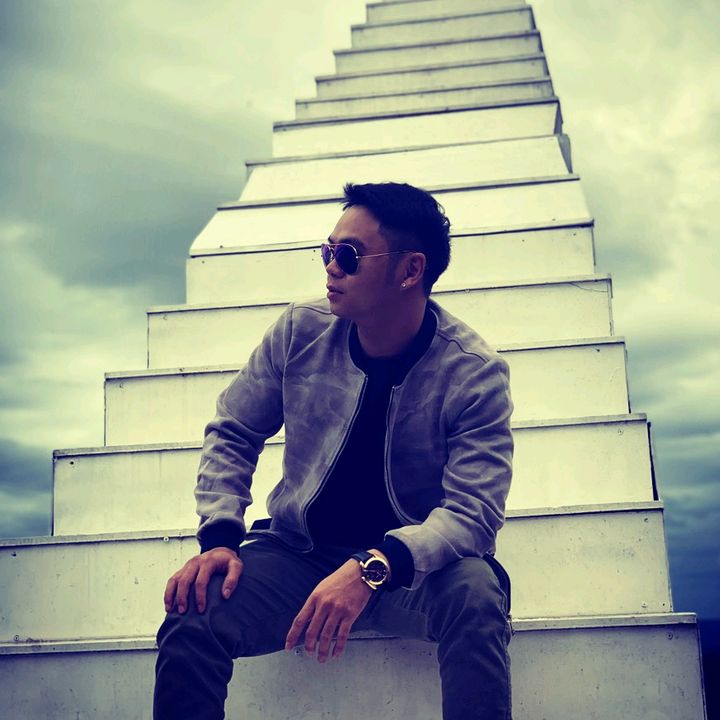 Phong Review