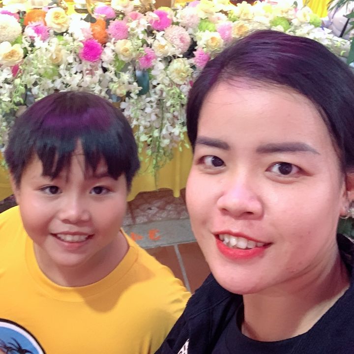 Nhà Có 2 Mẹ Con