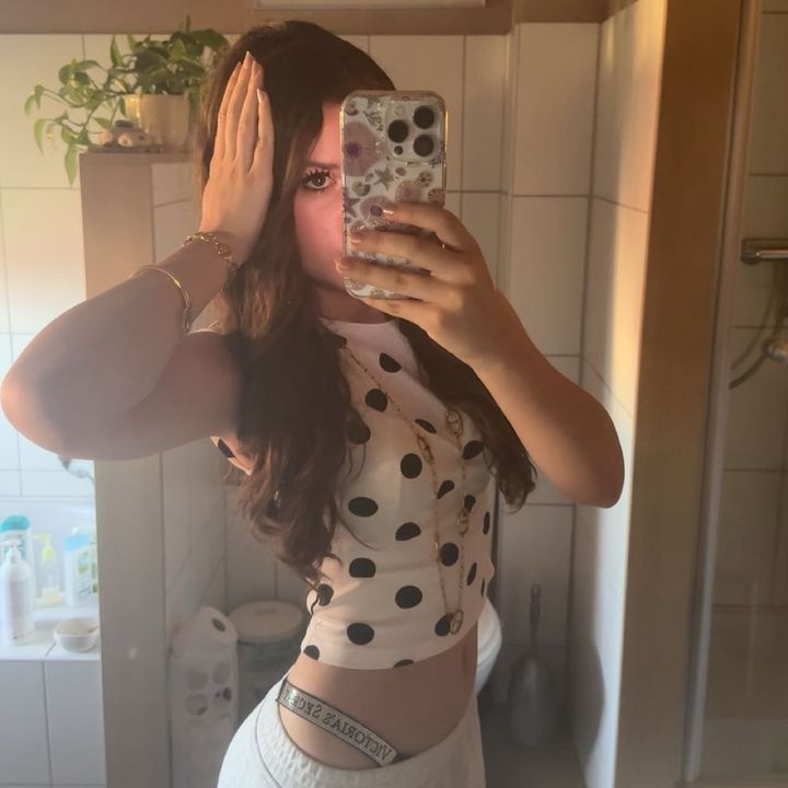𝓐𝓷𝓷𝓪