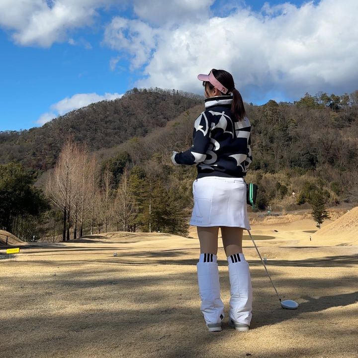 りーちゃん｜今年中に100切るぞ⛳️