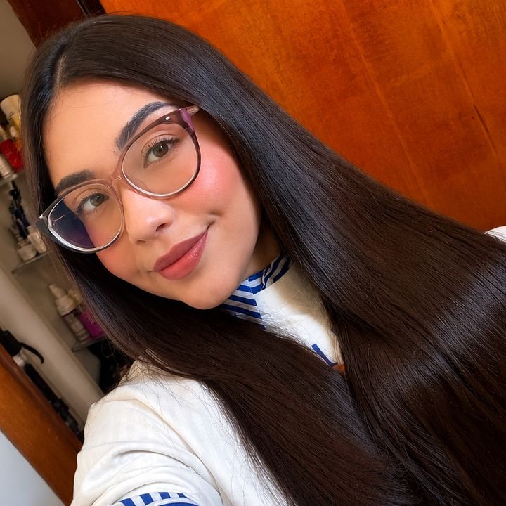 Laysamilenna_