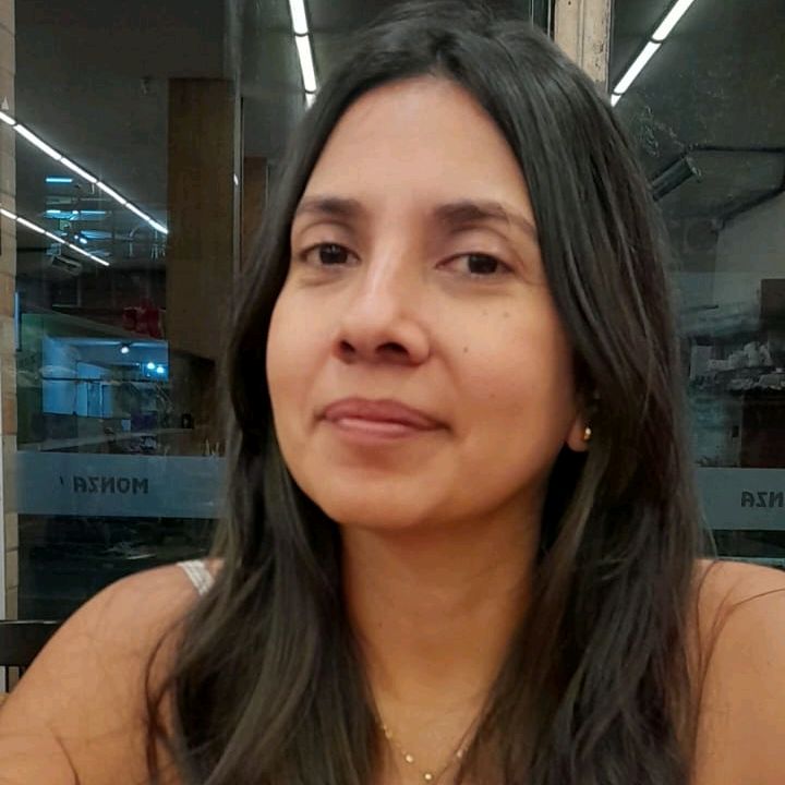 Lorena BM