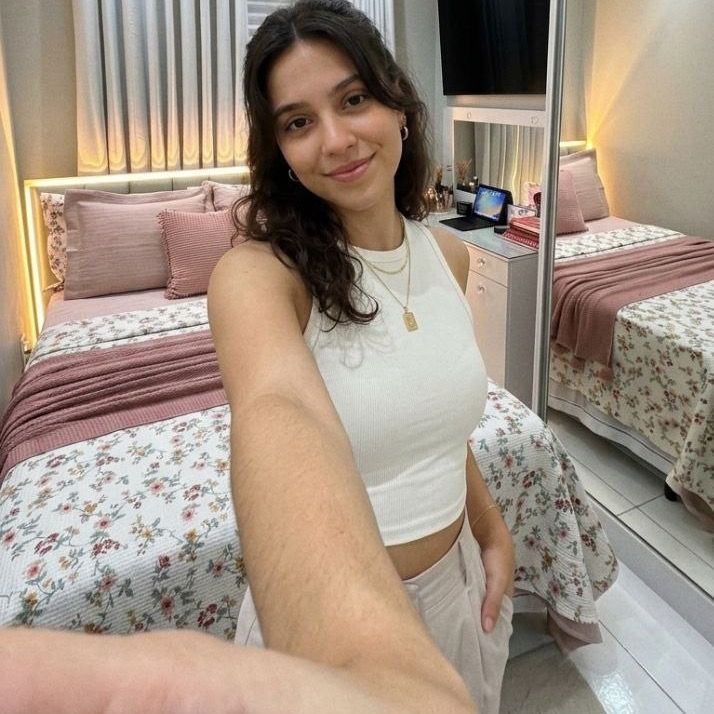 Juliana Santos