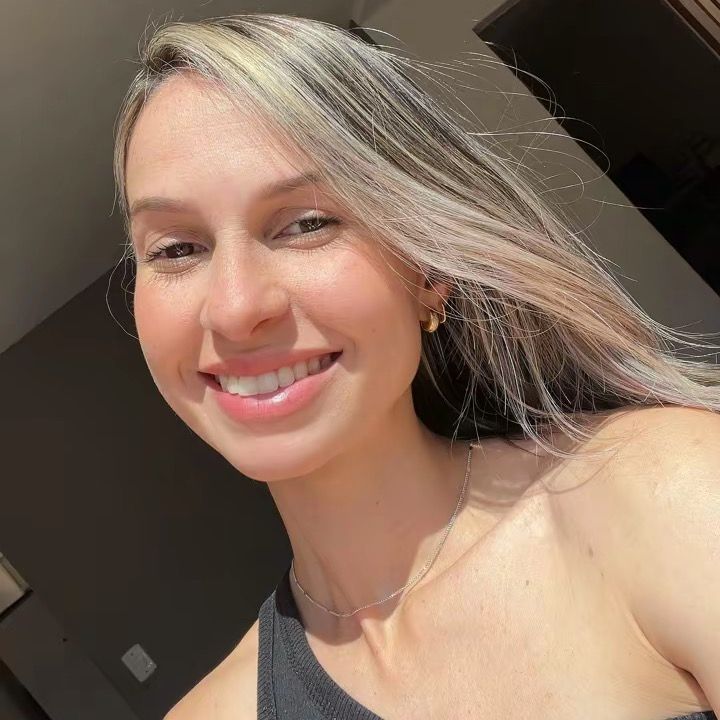 Izabela Brito