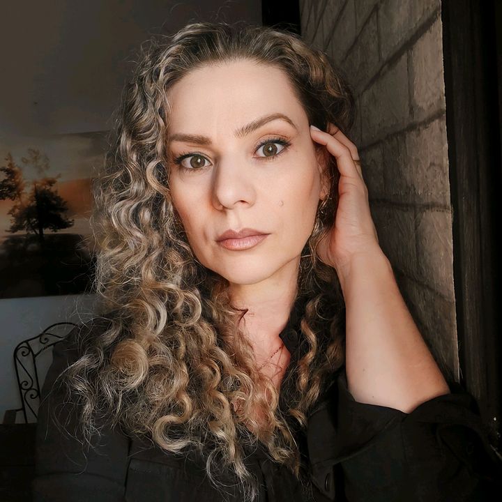 Daniela Amaral