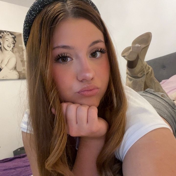 𝓓𝓮𝓵𝓲𝓪🦆