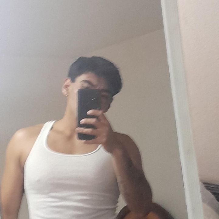 Alex Flores
