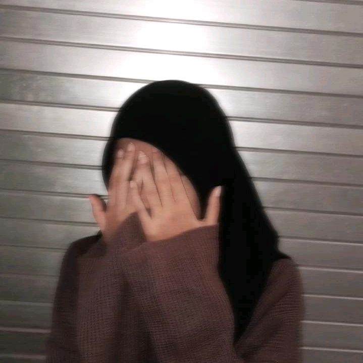 Riyanti3738