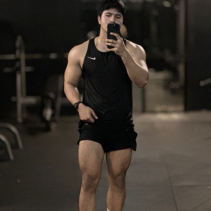 johnlesterhiray on IG 🧿