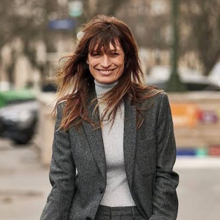 Julie Robert