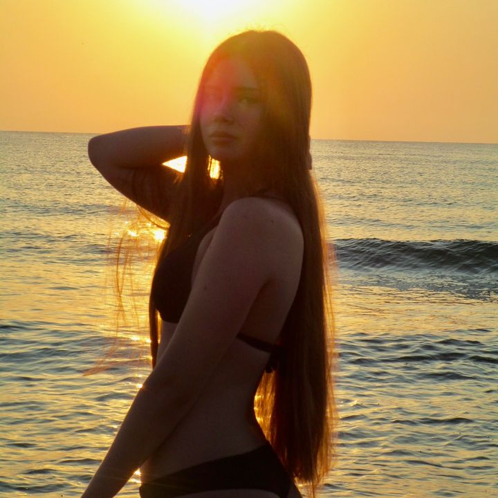 𝓔𝓴𝓪𝓽𝓮𝓻𝓲𝓷𝓪
