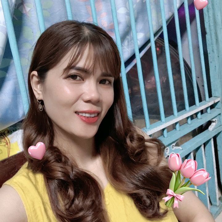 Ngọc Ánh vui vẻ