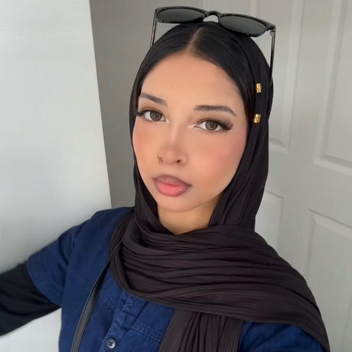 Makeup By Rez
