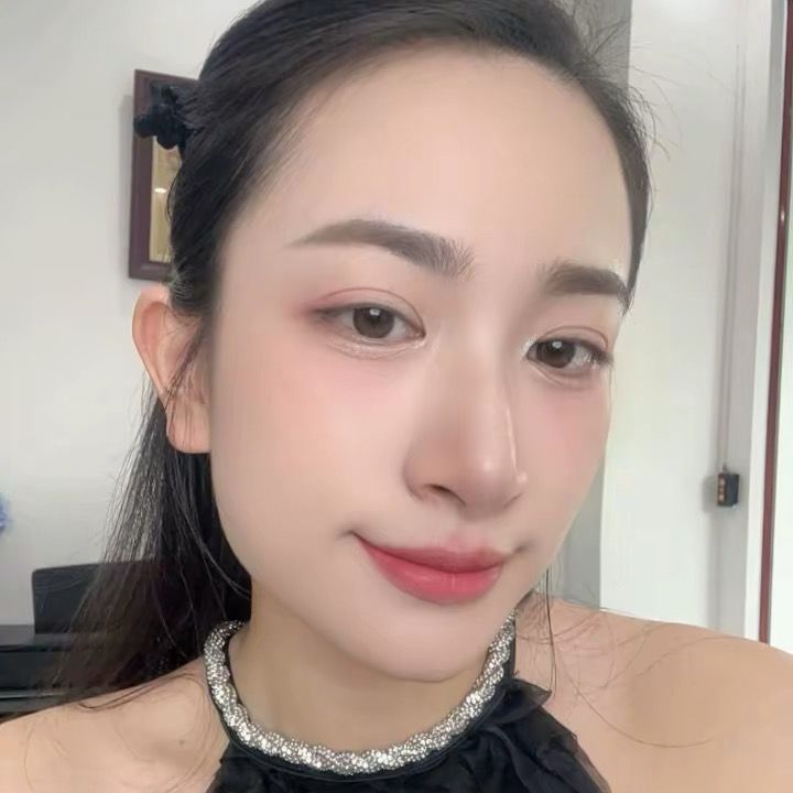 Linh Moon Chăm Chỉ ✅