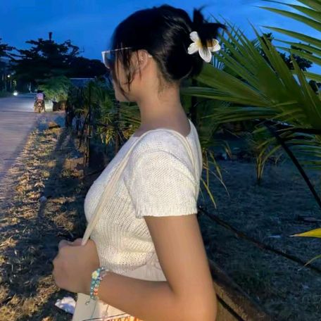 Prettyy-Girll