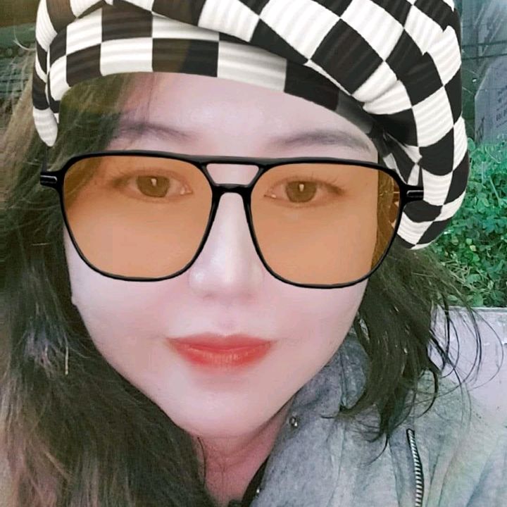 Loan Chăm Chỉ