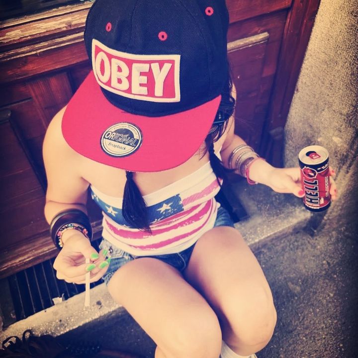 STAY
