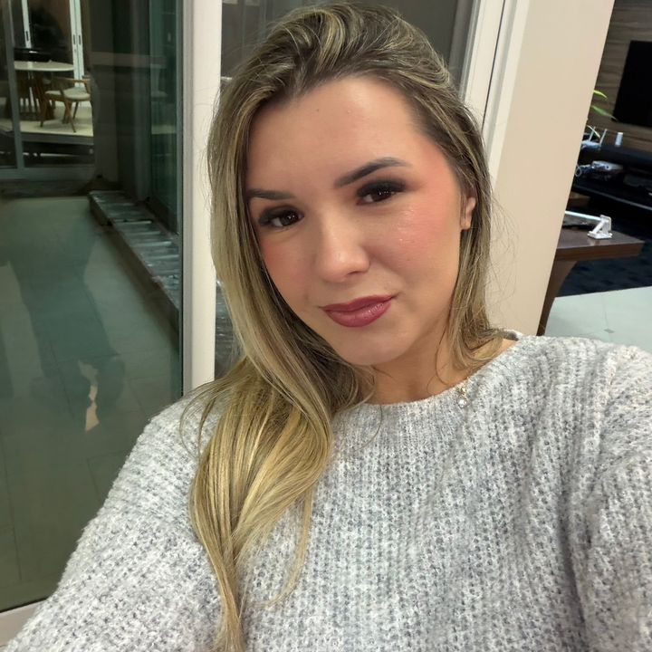 Michele Carvalho