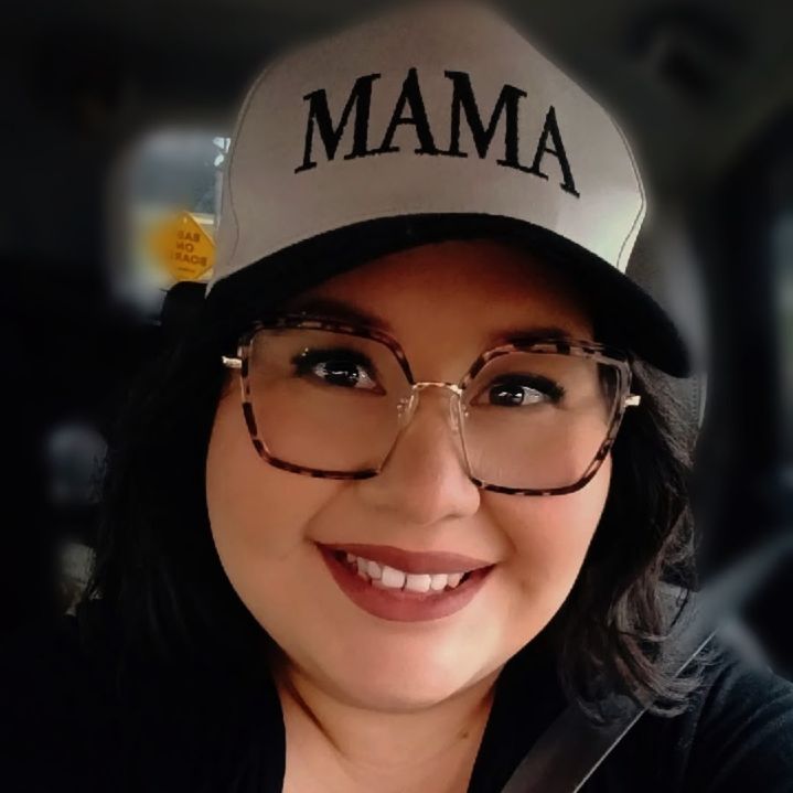 Bianca•SAHM💙🏁⚡