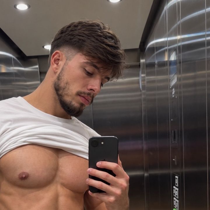 ~ J